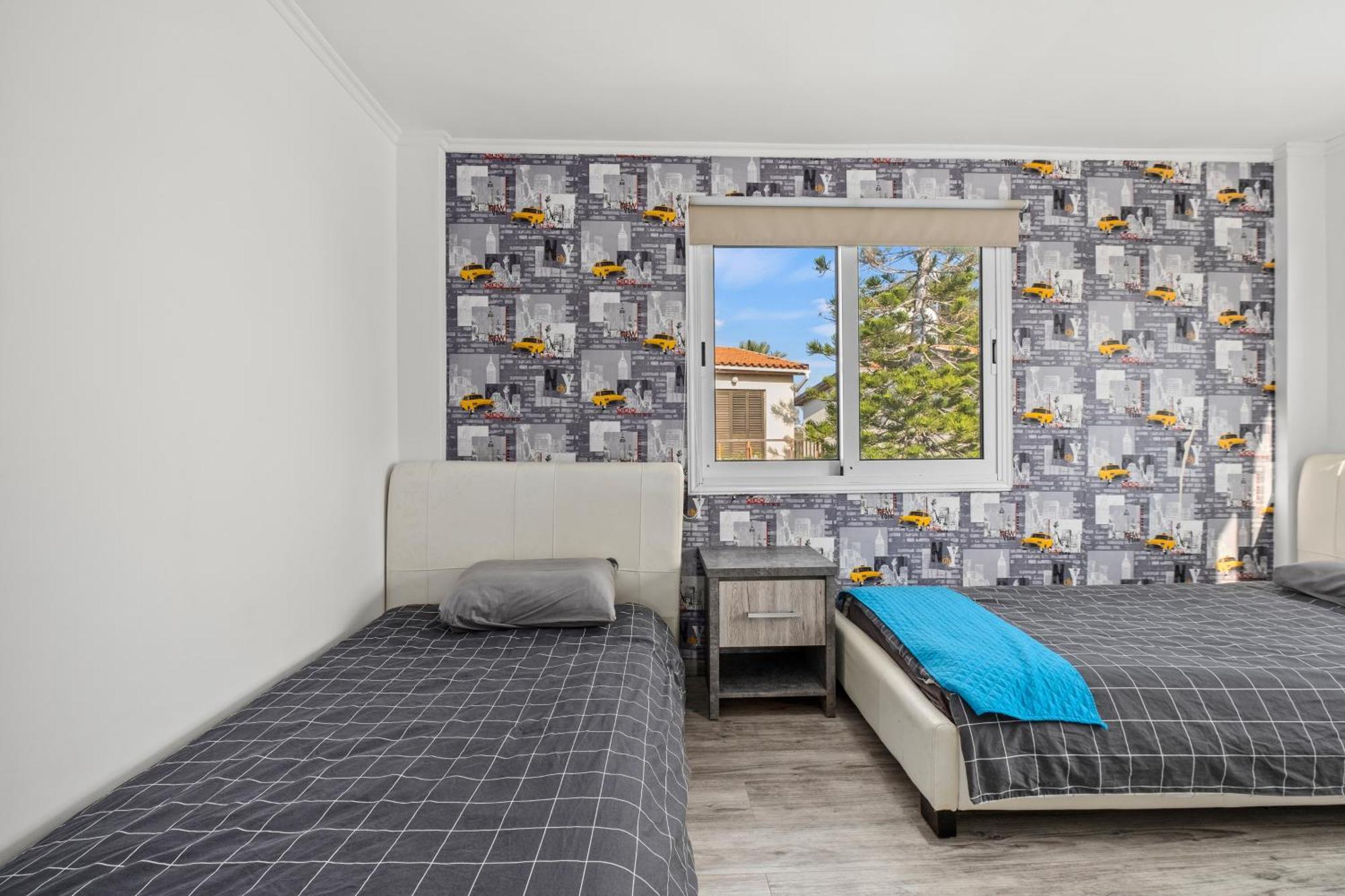 Demetris Apartment Менеоу Экстерьер фото