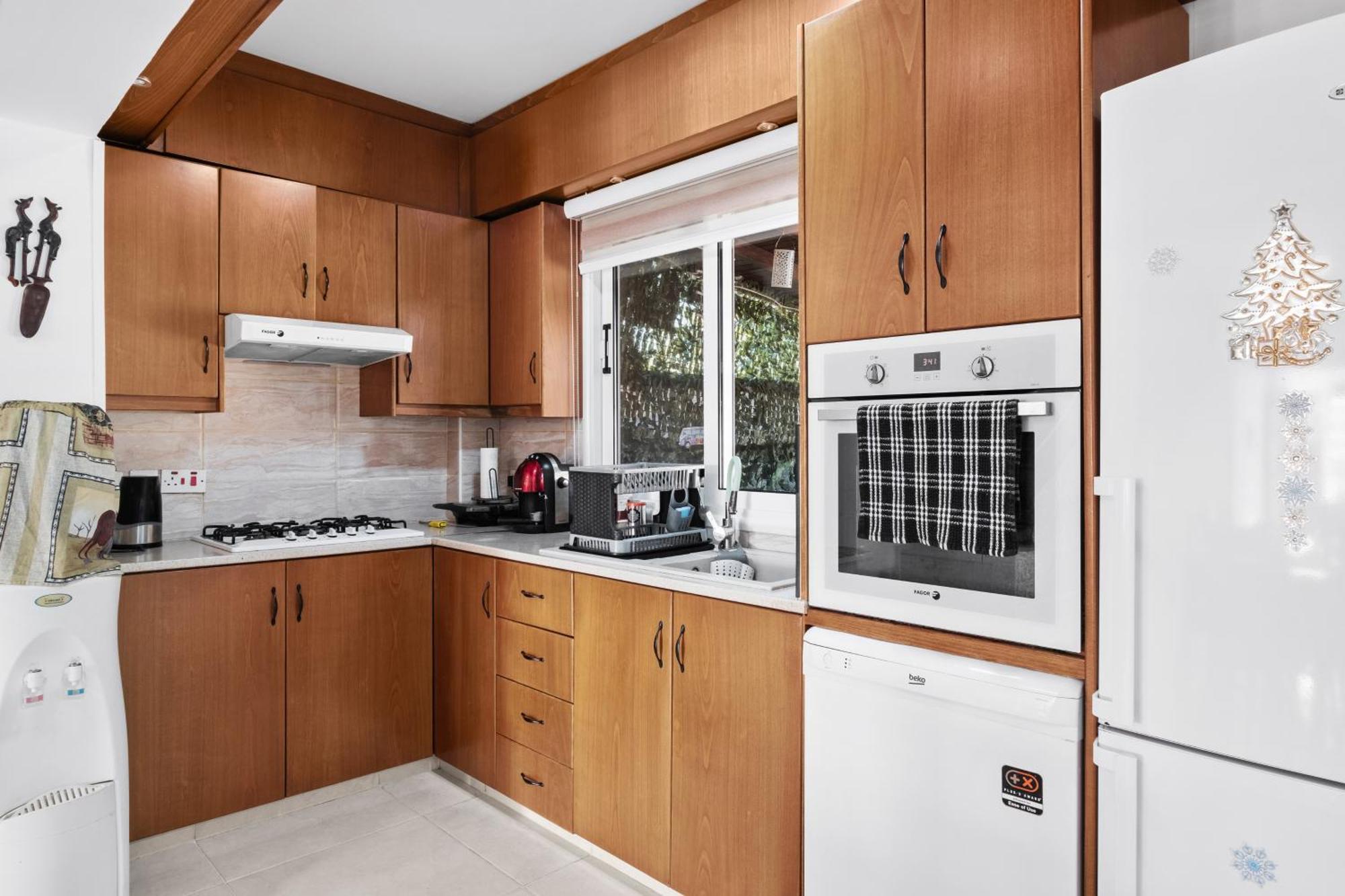 Demetris Apartment Менеоу Экстерьер фото